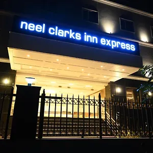 Hotel Neel Clarks Express, Agra (Uttar Pradesh)