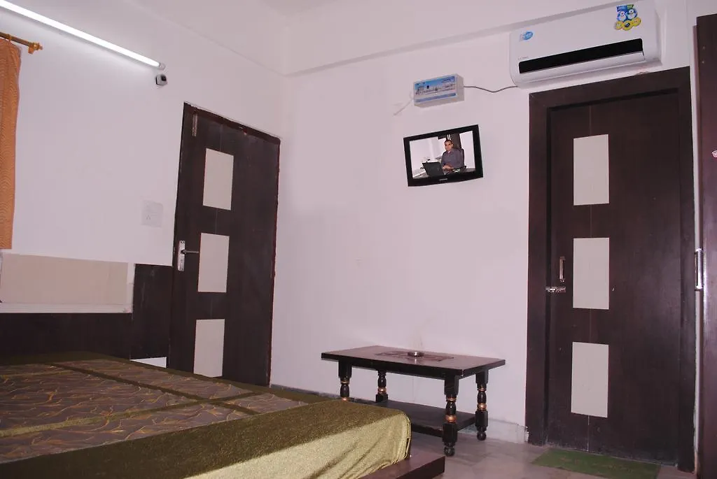 Hotel Viren Holiday Home Agra India