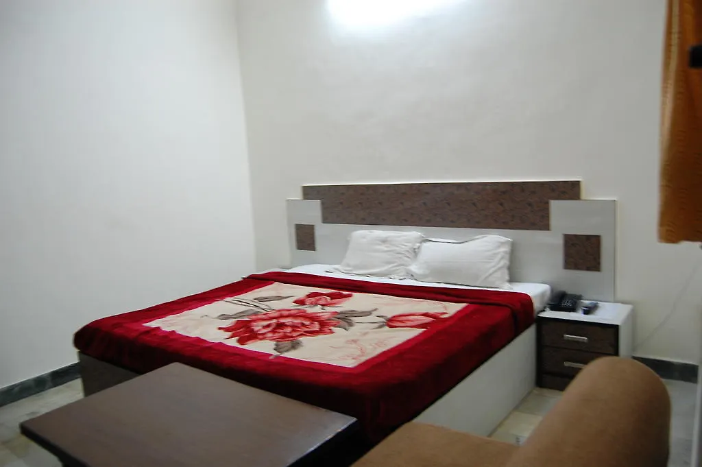 Hotel Viren Holiday Home Agra  Agra (Uttar Pradesh)
